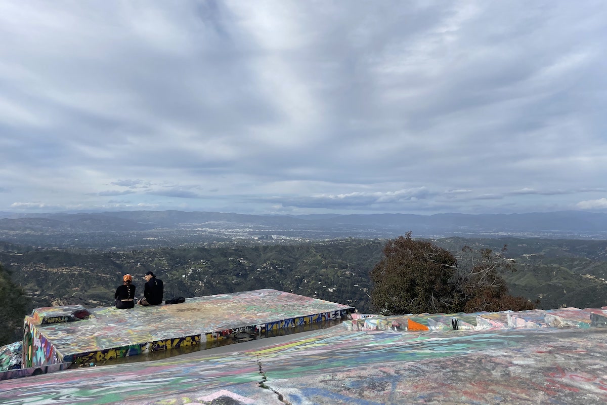 Whispers from the Heights: A Tale of Nature and Time on the Topanga Lookout Trail